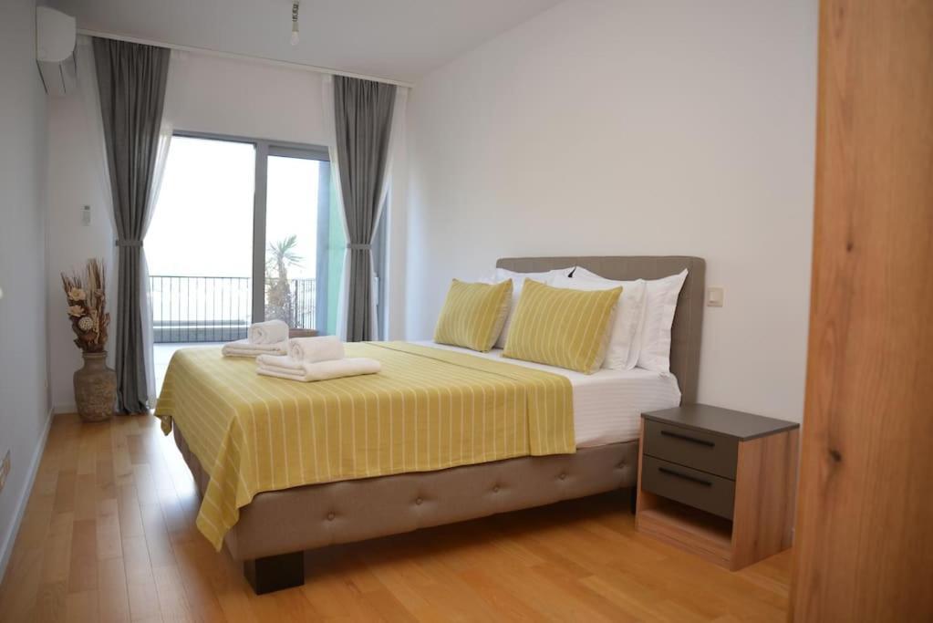 Design Flat With Impressive Boka Bay View Apartment Kotor